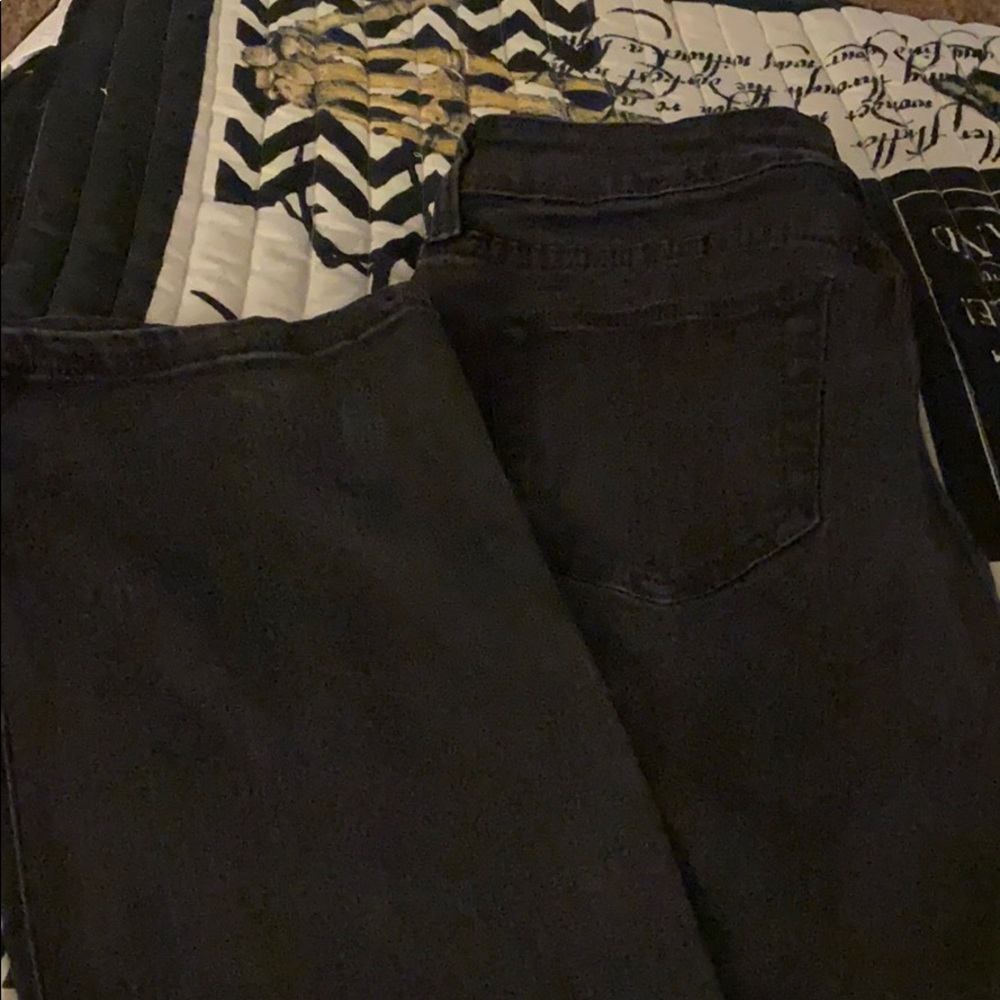 10P black jeans